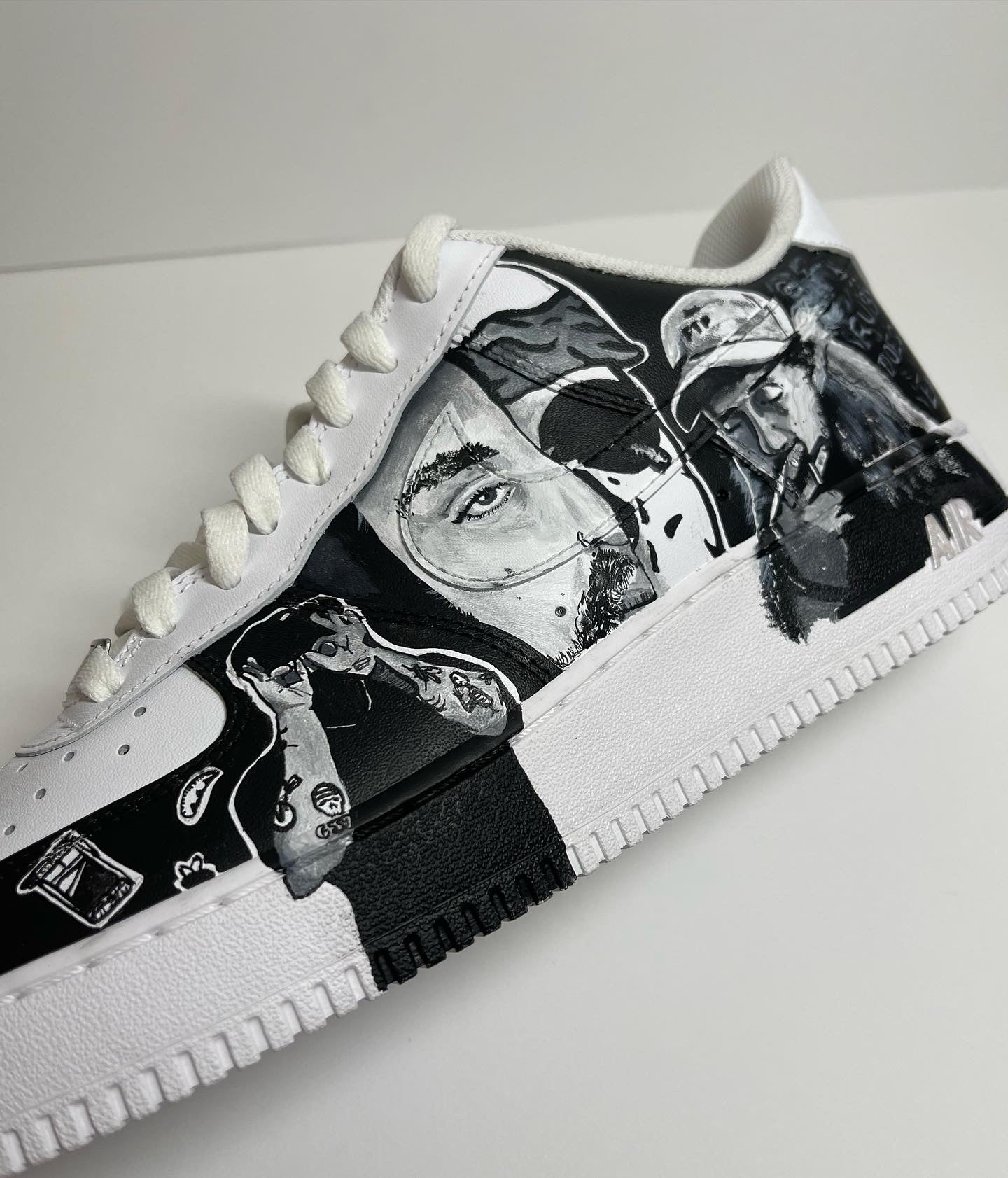 $hoeicideboy$ Customs